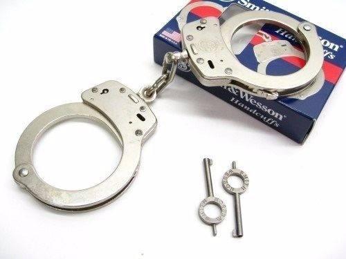 Esposa de seguridad Smith & Wesson M100-1