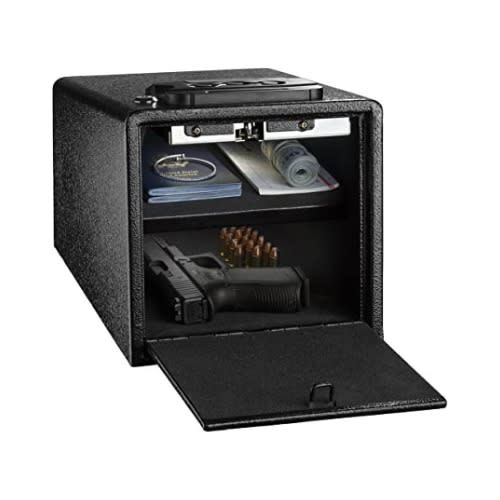 https://dojiw2m9tvv09.cloudfront.net/89059/product/caja-seguridad-zlip-para-2-armas7580.jpg